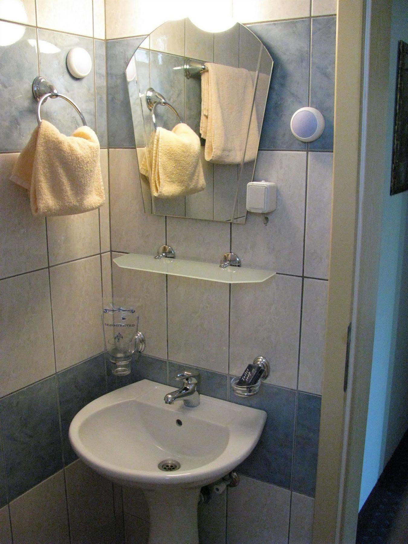 Hotel Vergina Skopje Buitenkant foto