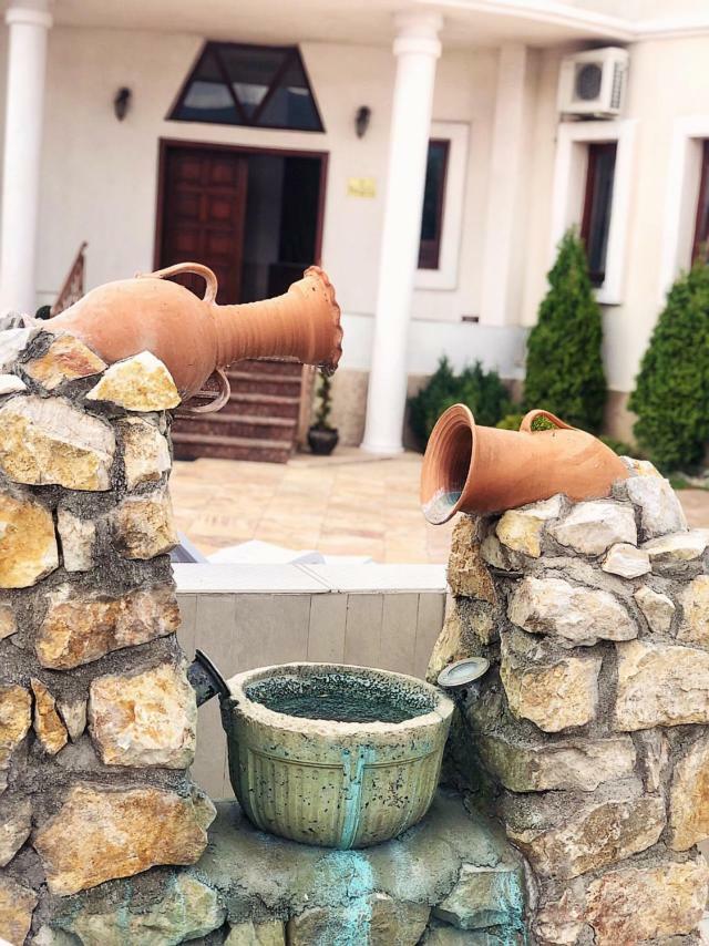Hotel Vergina Skopje Buitenkant foto